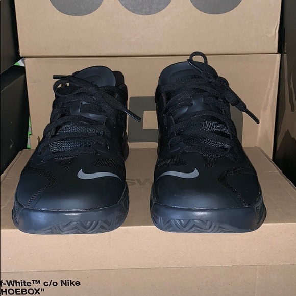 Nike basketball shoes - Picture 5 of 8